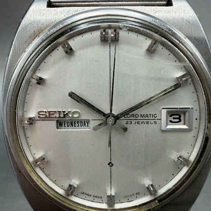 Seiko Lord Matic Watch Men 35mm Silver Dial Silver Tone Daydate 5606-7050 Runs1