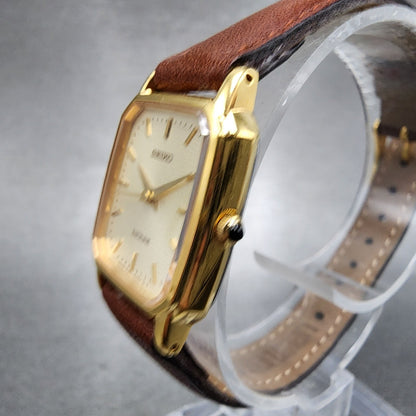 Seiko Exceline Tank Watch Women 20mm Champagne Dial Gold Plated 2j415000 NewBat2