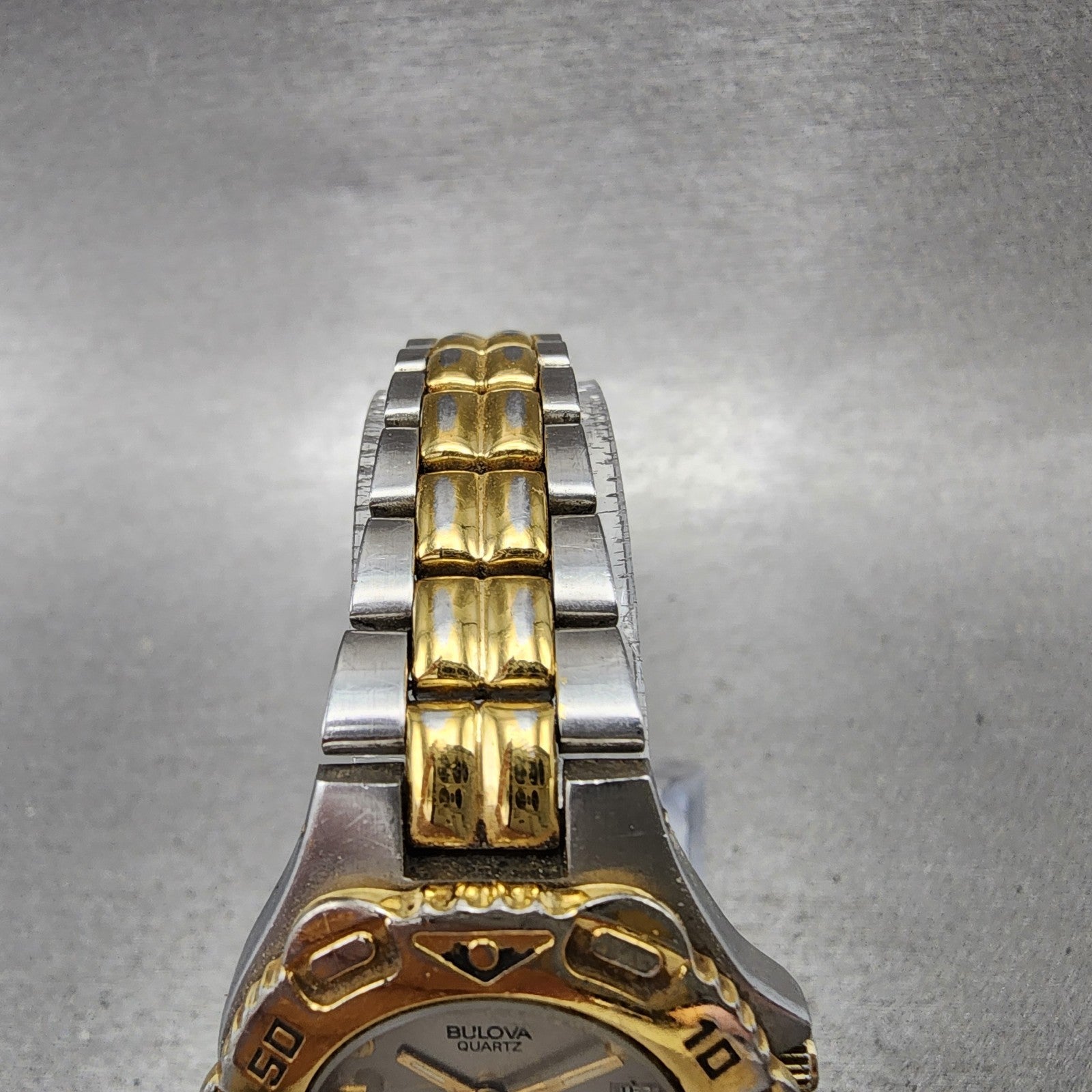 Bulova Marine Star Dive Watch Women 27mm Gray Dial Two Tone Date Round New batt4