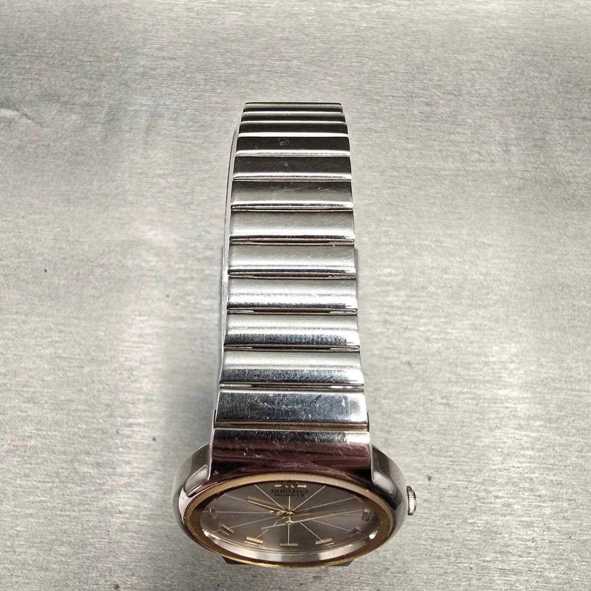 Seiko Watch Women 30mm Silver Dial Silver Tone Round 5Y91-6040 New Battery VTG4