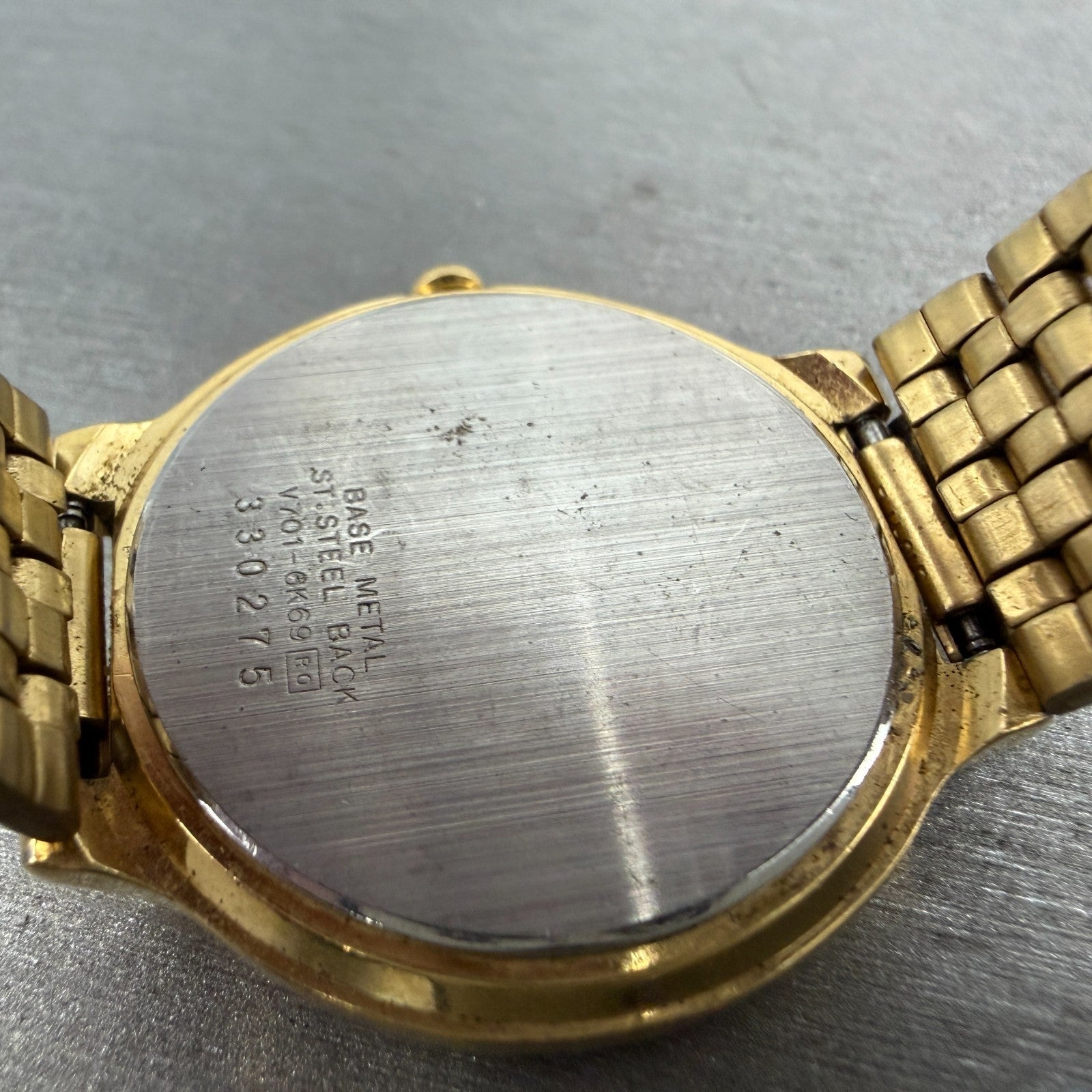 Seiko Watch Men 34mm Champagne Dial Gold Tone Round Vintage V701-6K69 PARTS10