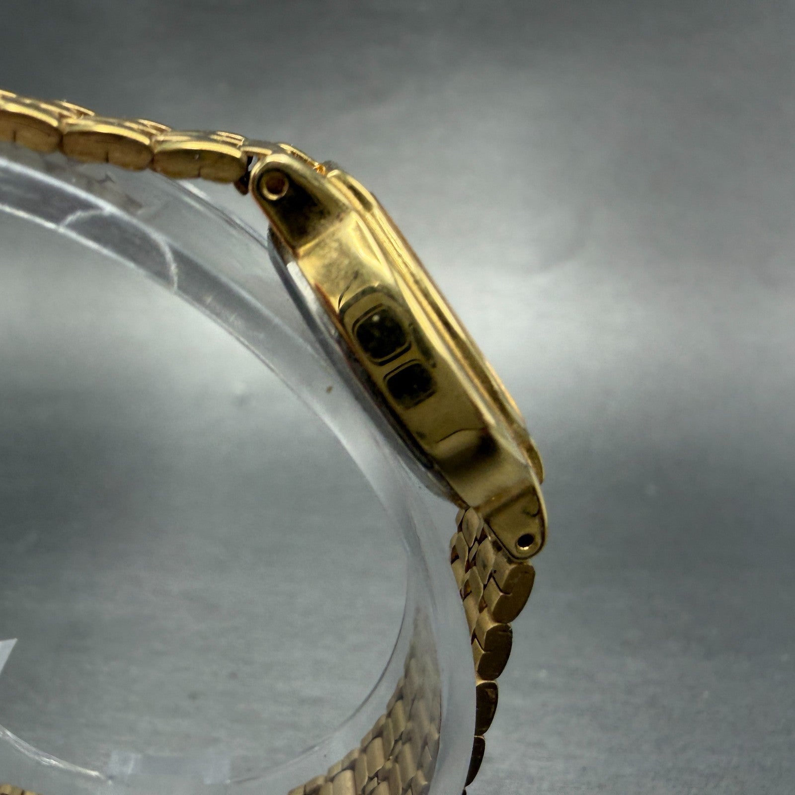 Seiko Watch Women 18mm Champagne Dial Gold Tone Oval V401-5270 New Battery3
