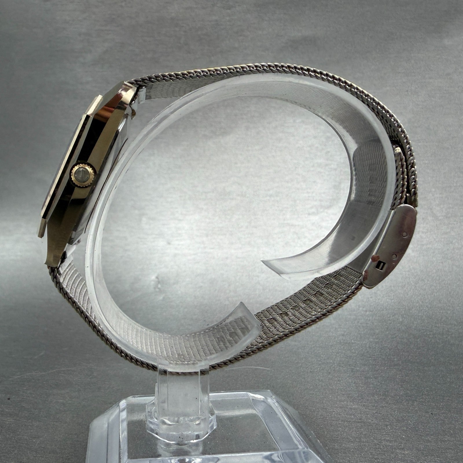 Rado Diastar Watch Men 31mm Black Dial Gold Tone Date Rectangle 171.8697 New Bat6