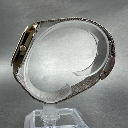 Rado Diastar Watch Men 31mm Black Dial Gold Tone Date Rectangle 171.8697 New Bat6