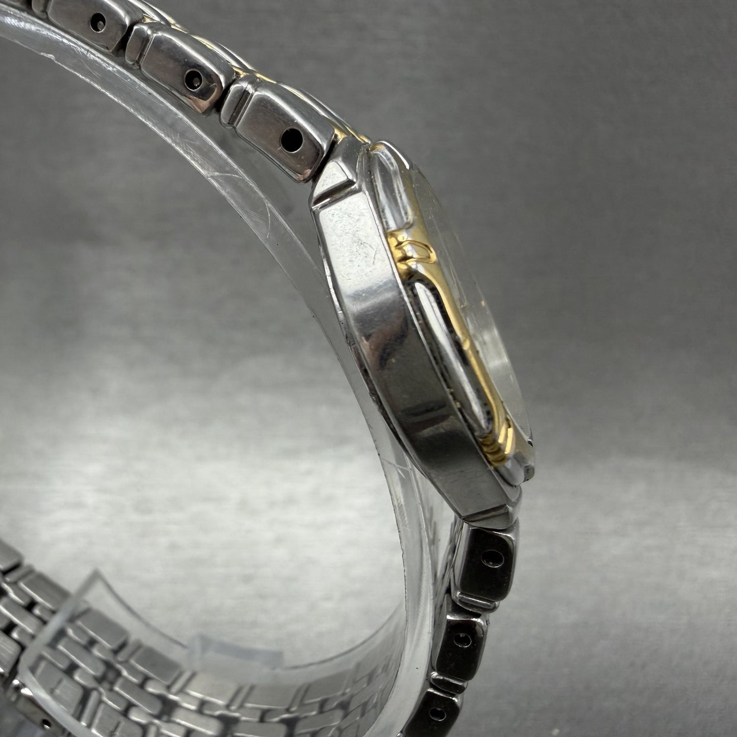 Seiko Watch Women 26mm Silver Dial Two Tone Date Round 7n820at0 New Battery3