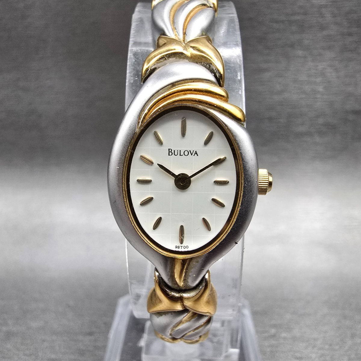 Bulova Watch Women 17mm MOP Dial Two Tone Oval 98T00 New Battery Bracelet VTG0