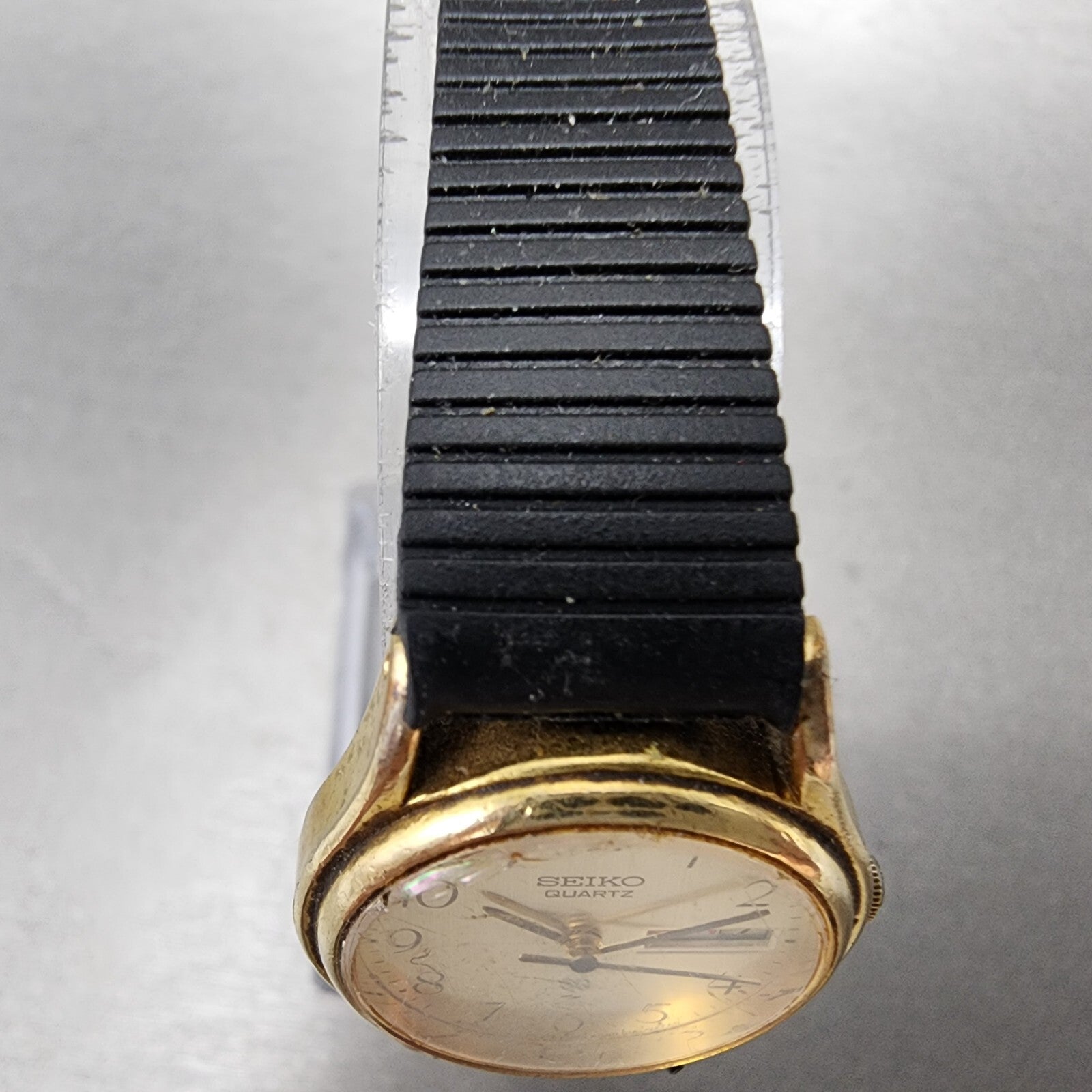 VTG Seiko SQ Watch Women 23mm Champagne Dial Gold Tone Daydate Round New Battery4
