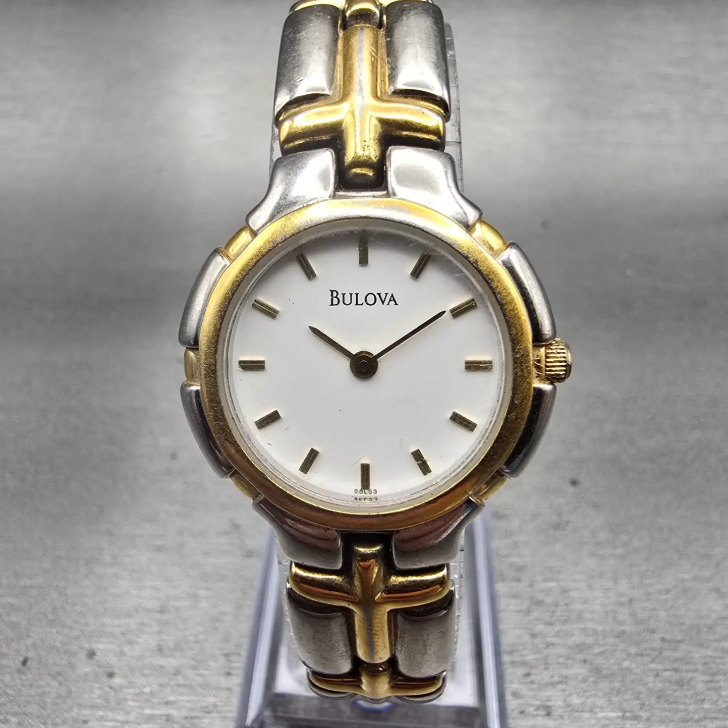 Bulova Watch Women 25mm White Dial Two Tone Round 98L53 New Battery0