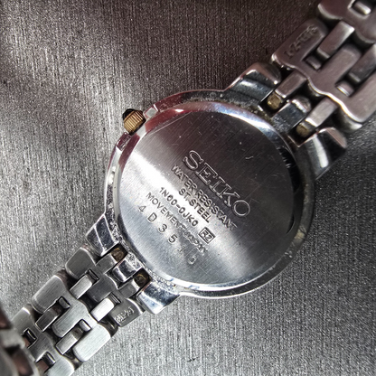 Seiko Watch Women 21mm MOP Dial Two Tone Round 1N00-0JK0 New Battery Vintage10
