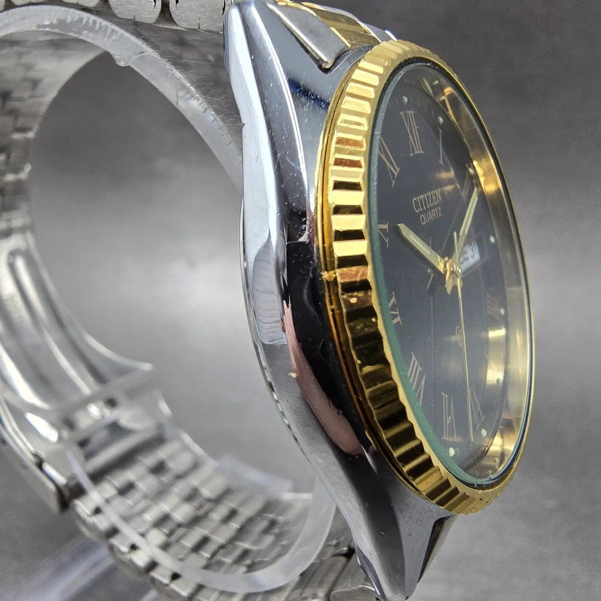 Citizen CQ President Watch Men 35mm Black Dial Two Tone Daydate Round New Batt3