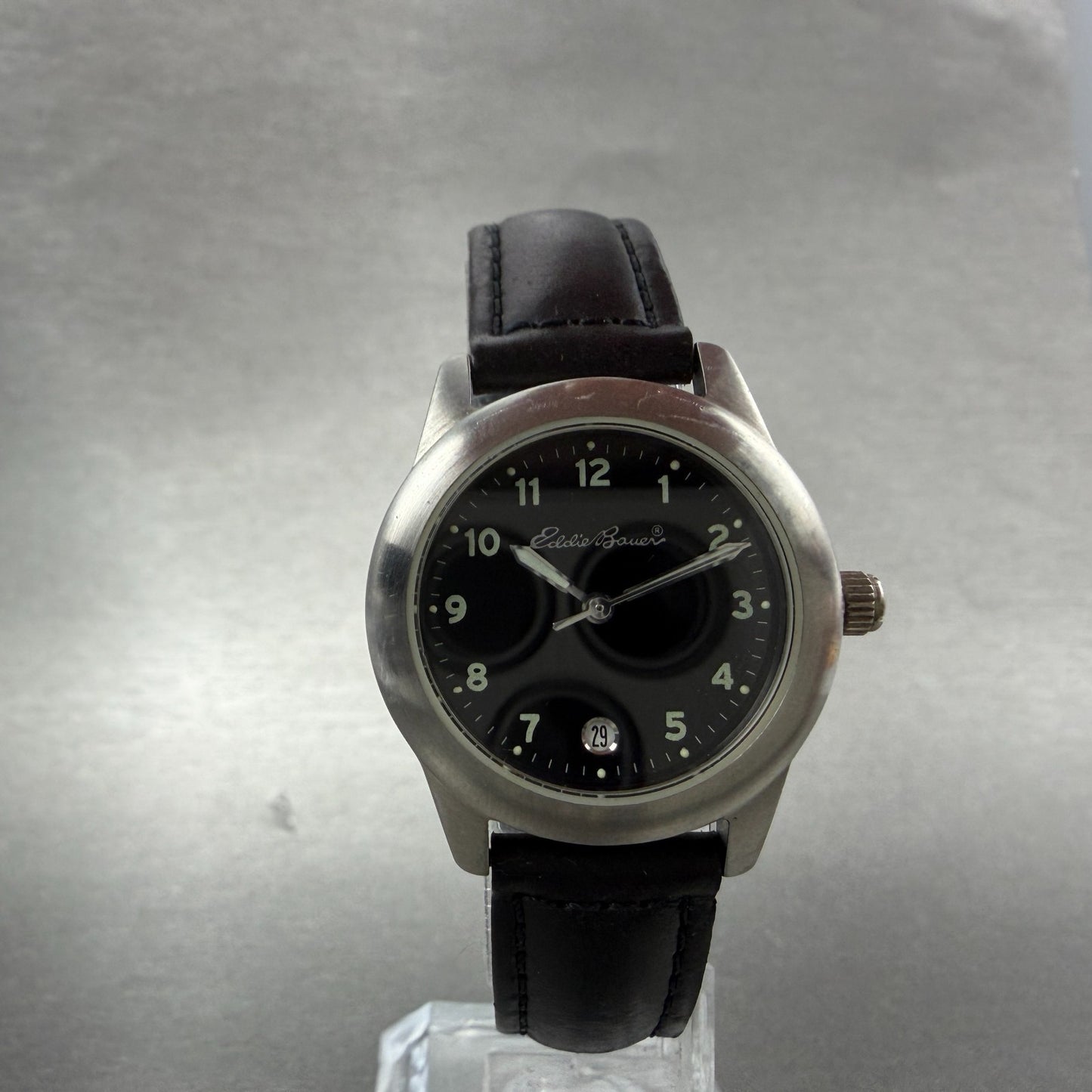 Eddie Bauer Watch Women 29mm Black Dial Silver Tone Date Round New battery5