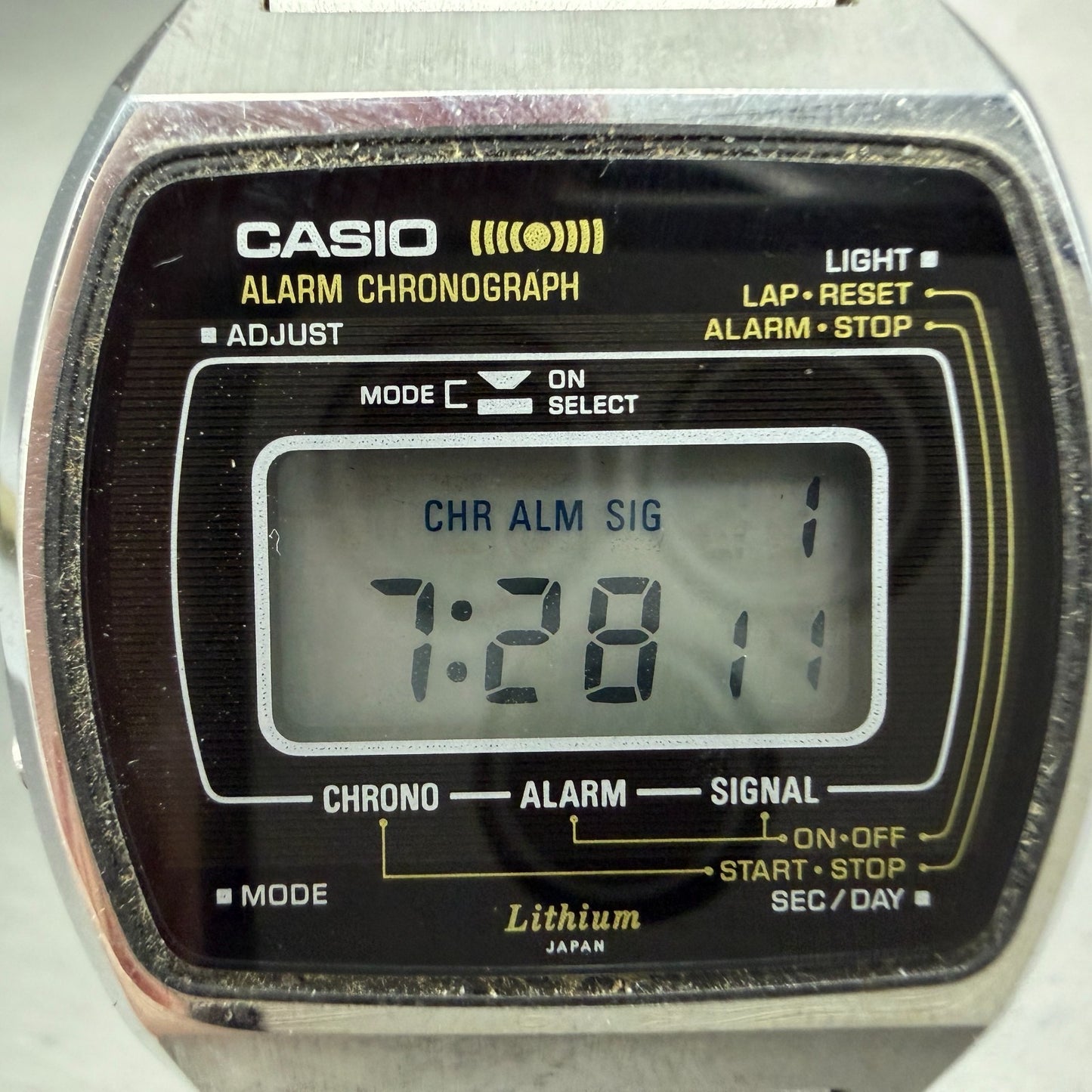 Casio 83QS-27 Watch Men 36mm Black Dial Silver Tone Alarm Chrono New Batt ABC1