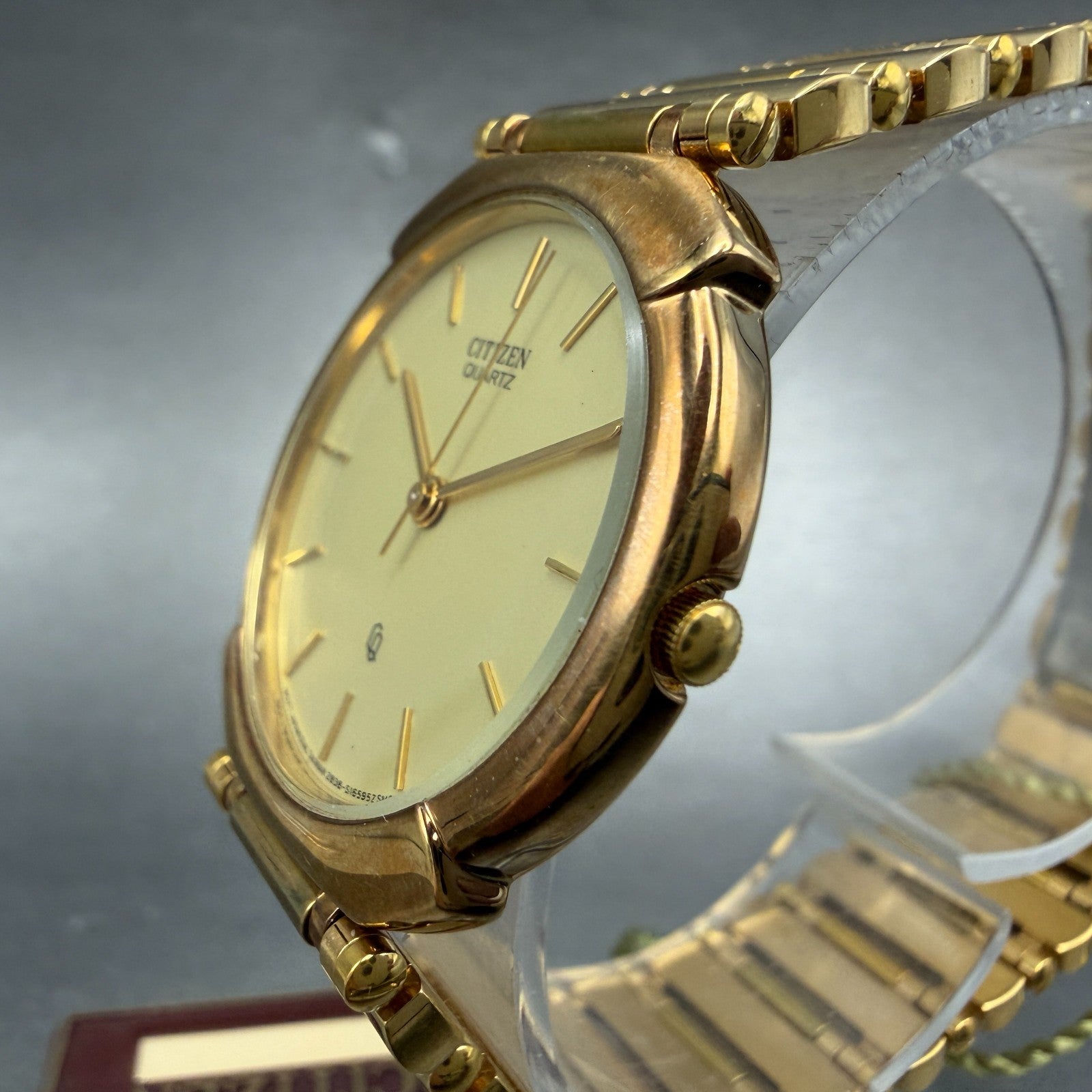 Citizen CQ Watch Unisex 30mm Champagne Dial Gold Tone Round  2838 New Battery2