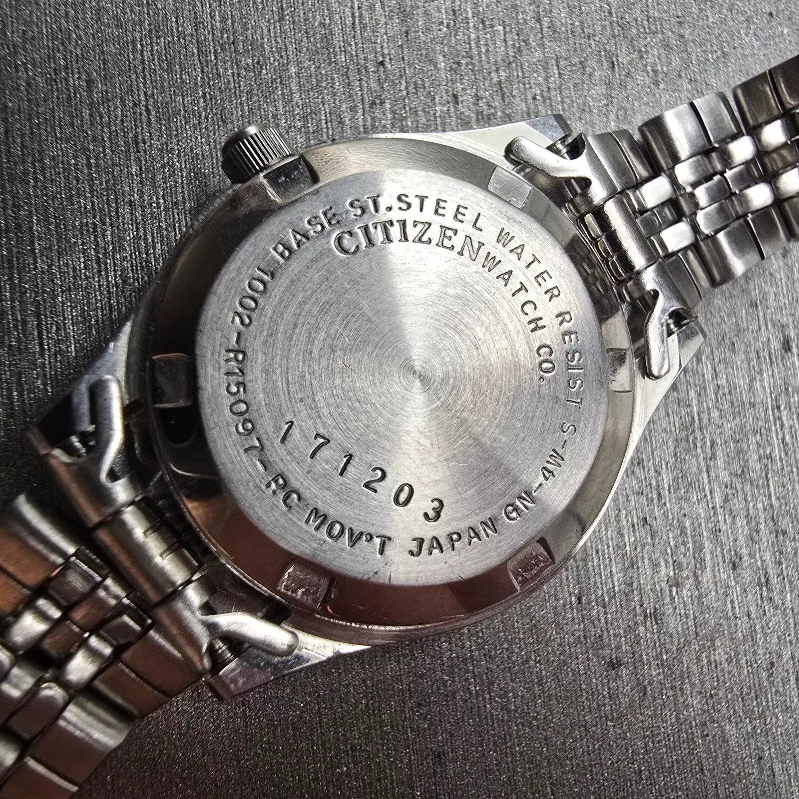 Citizen CQ Watch Women 25mm Gray Dial Silver Tone Daydate 1002-R15097 New Batt10