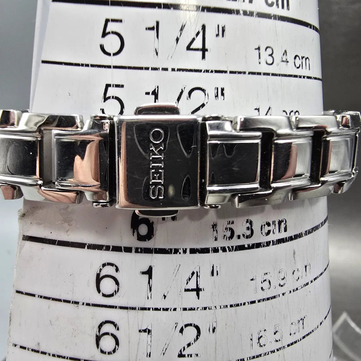 Seiko Solar Watch Women 19mm Black Dial Black Silver Crystal Bezel V115-0AY010