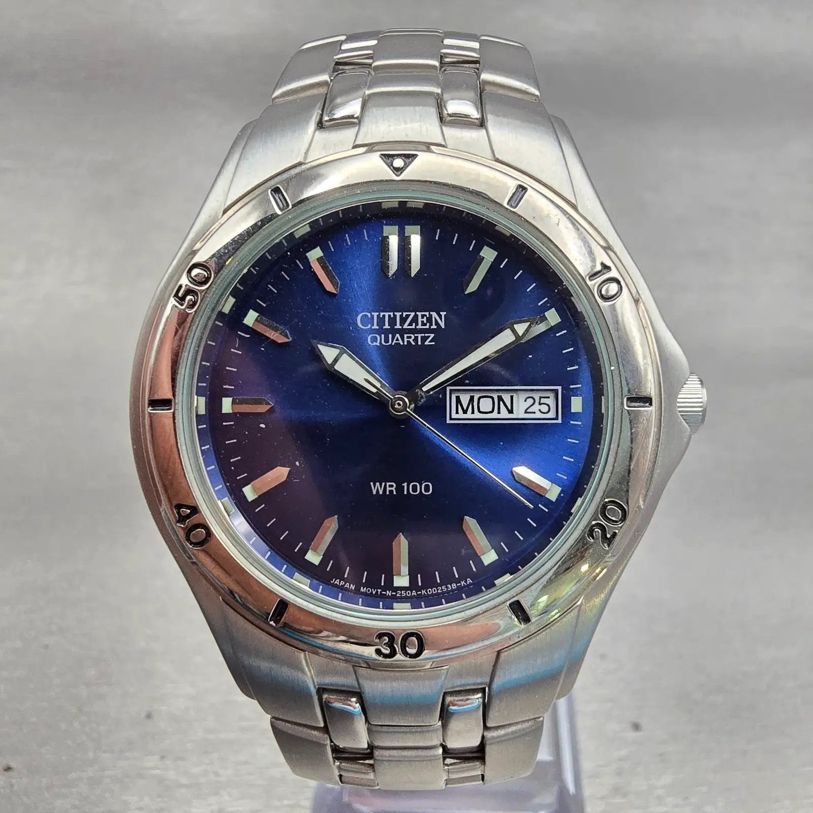 Citizen Watch Men 37mm Blue Dial Silver Tone Daydate Round 250A-K001455 New Batt0