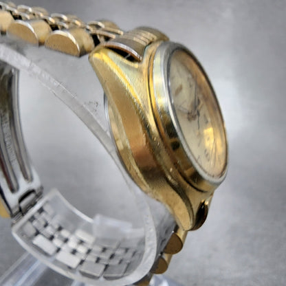 Seiko SQ Watch Women 25mm Champagne Dial Gold Dial Daydate 43030029 New Battery3
