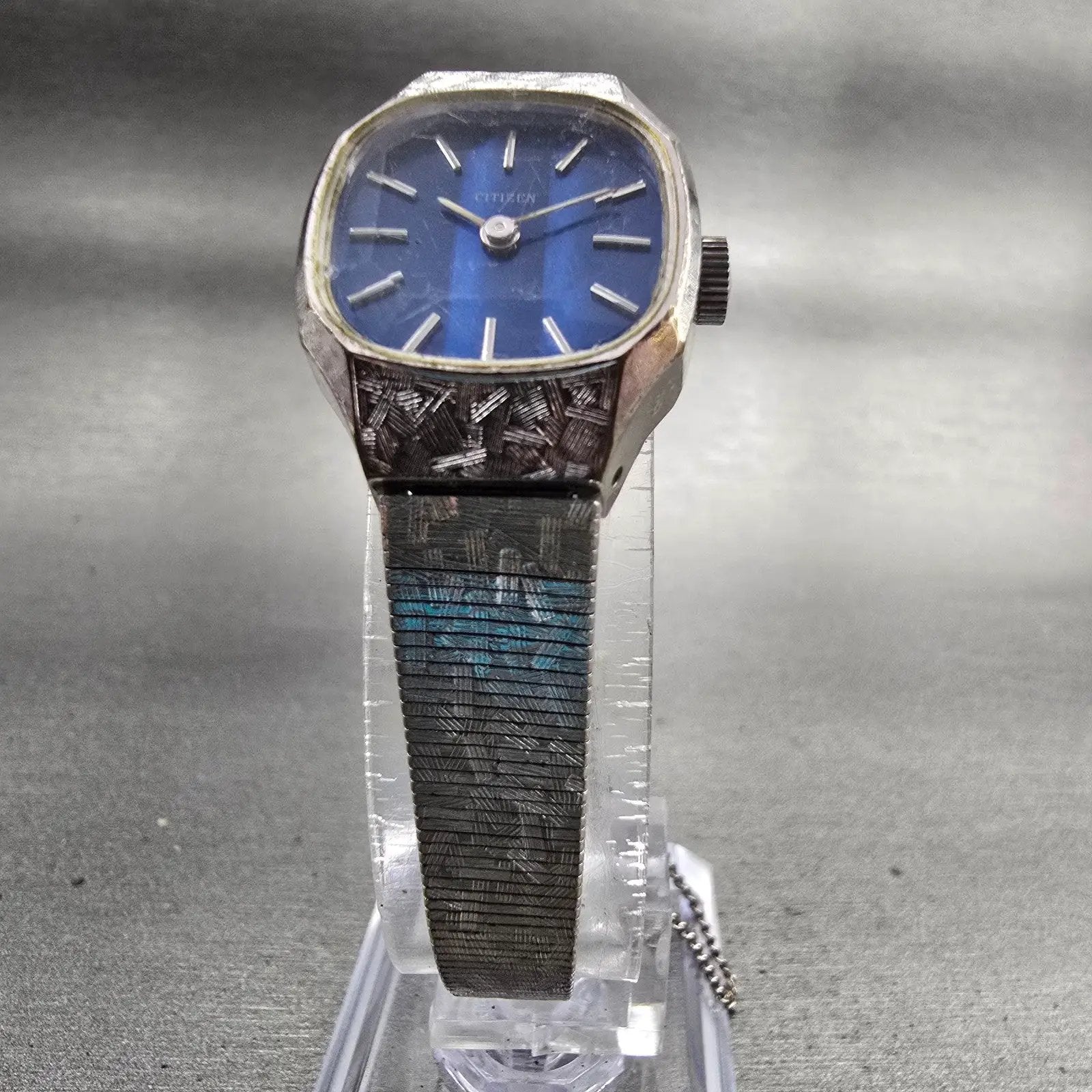 Citizen Watch Women 19mm Blue Dial Silver Tone Oval 4-676173 Manual Wind Vintage5