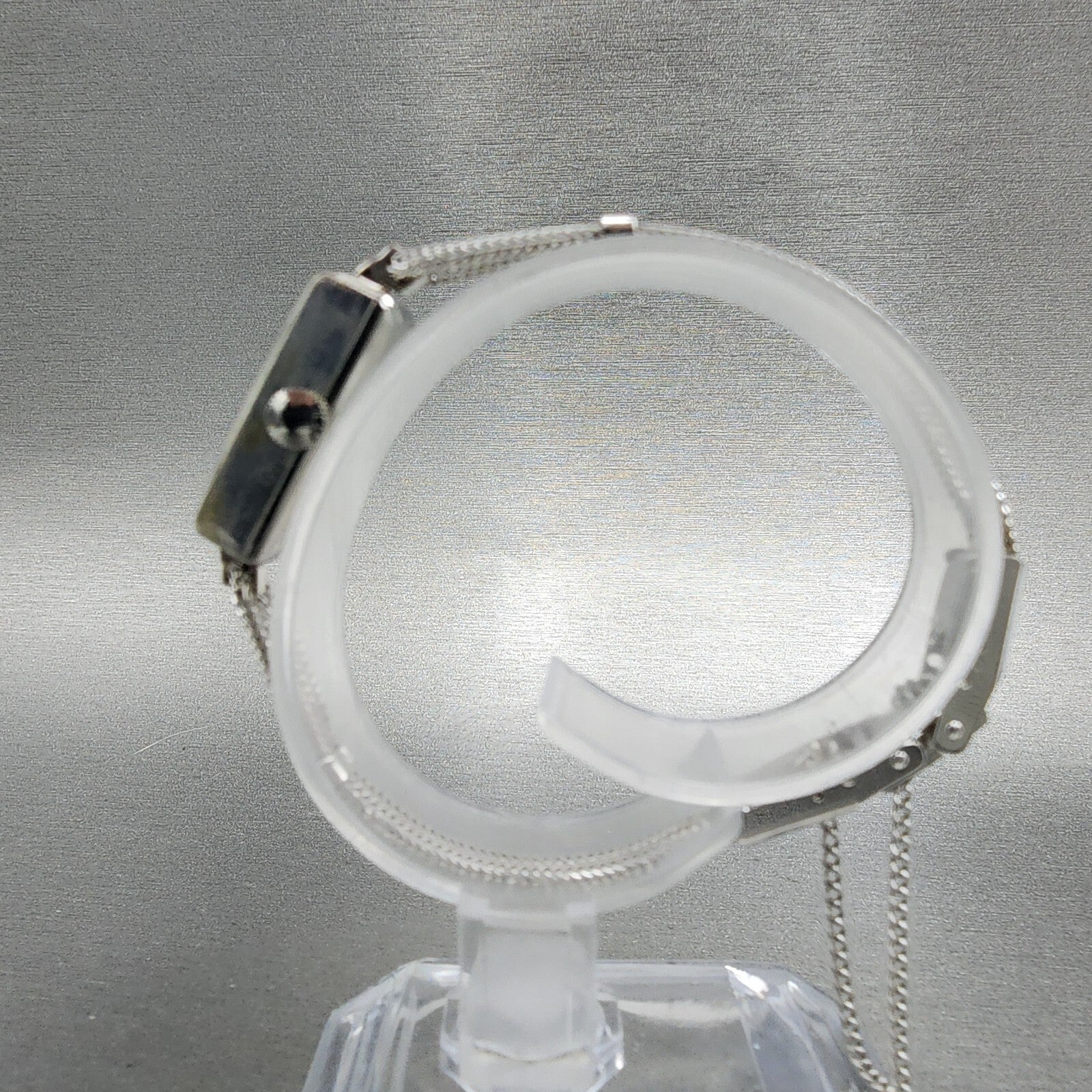Citizen Noble Tank Watch Women 11mm White Dial White Gold plated Manual Wind Run6