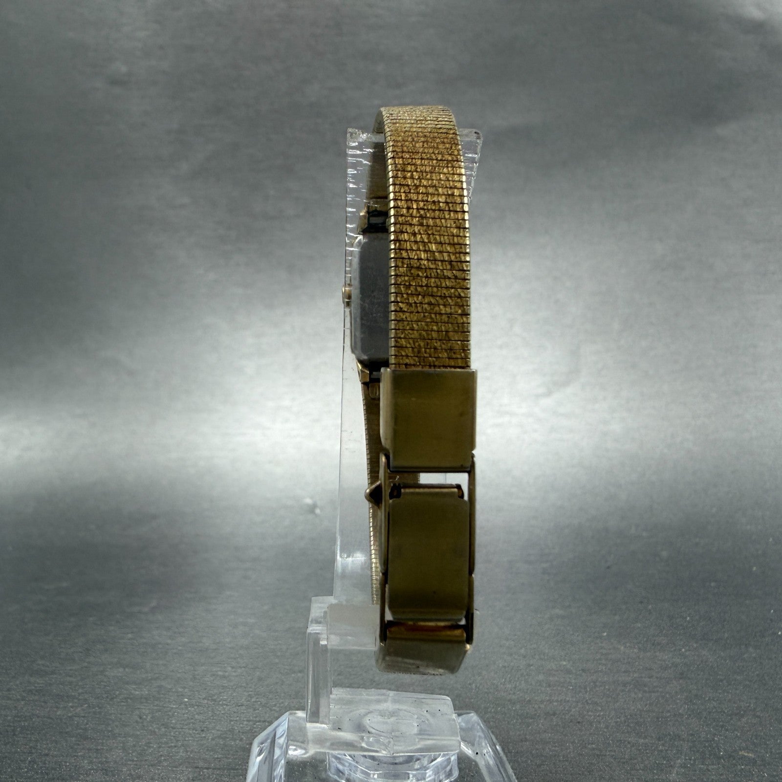 Seiko Tank Watch Women 12mm Champagne Dial Gold Tone 2e20-6479 New Battery VTG7