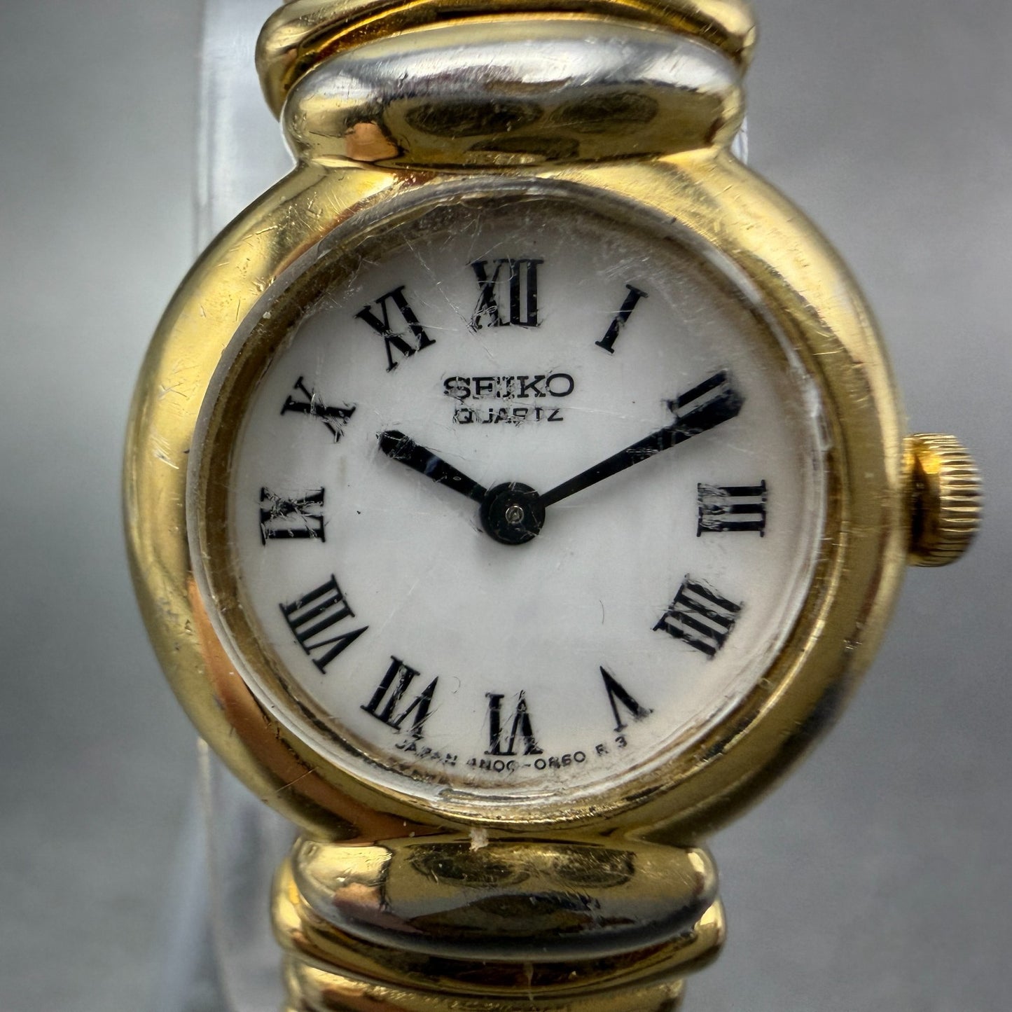 Seiko Watch Women 19mm White Dial Gold Tone Round Vintage 4N00-0179 New Battery51