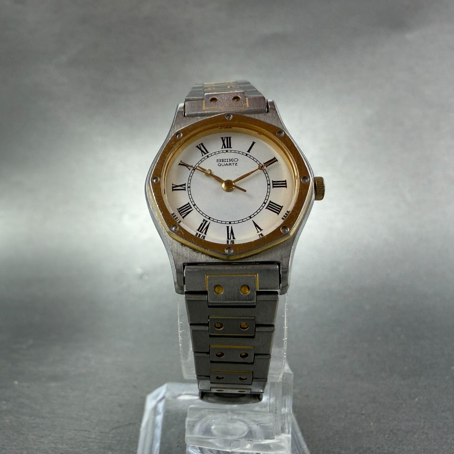 Seiko Watch Women 23mm White Dial Two Tone Round 1221-0040 New Battery Vintage5