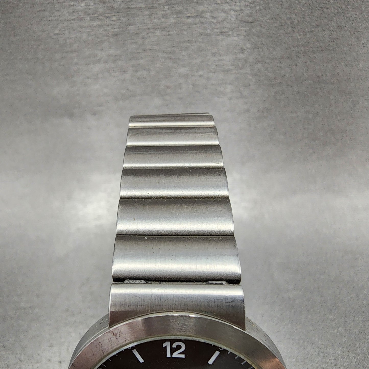 Calvin Klein Watch Men 34mm Gray Dial Stainless Steel Date Round New Battery4