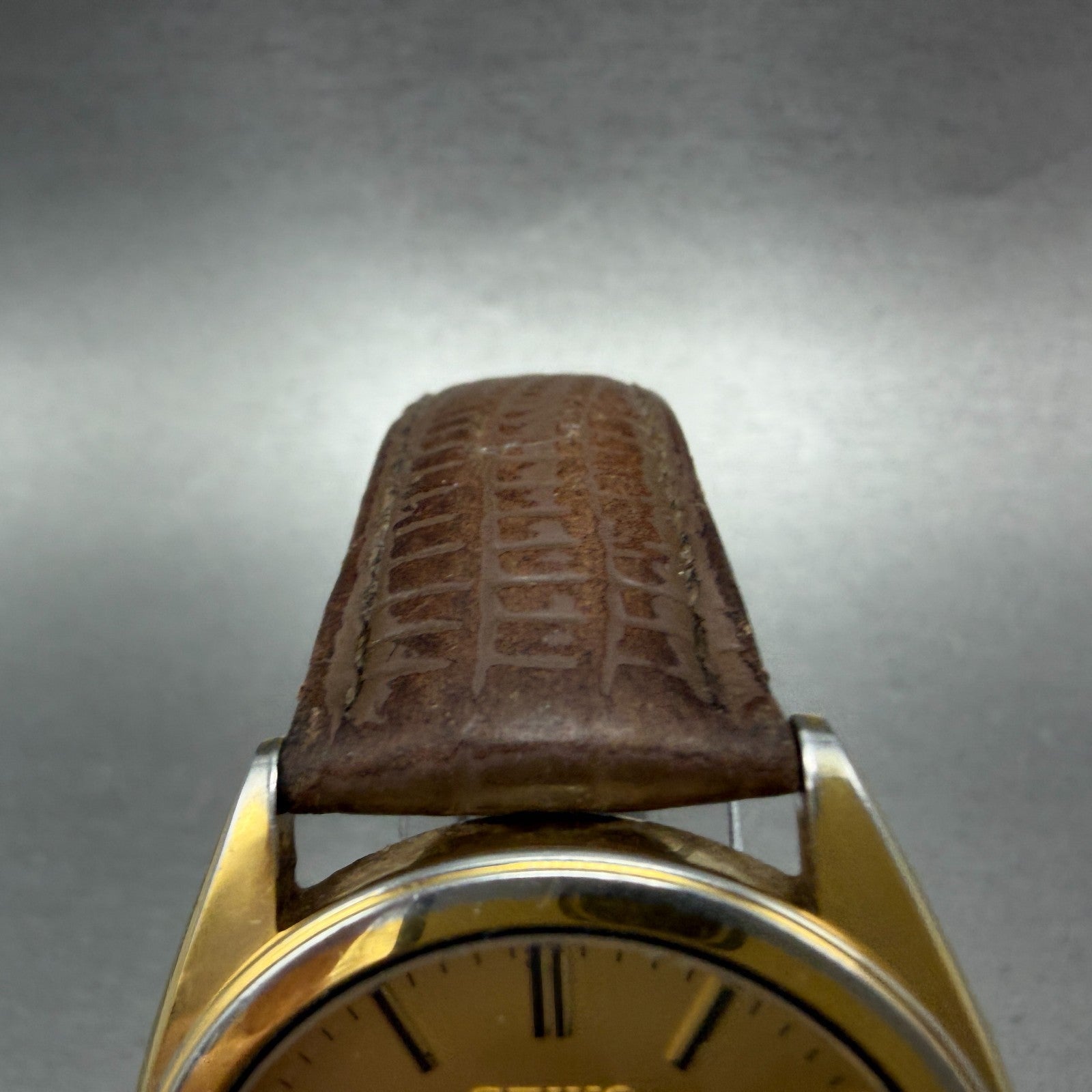 Seiko SQ Watch Men 37mm Champagne Dial Gold Tone Daydate 5Y23-8189 New Battery4