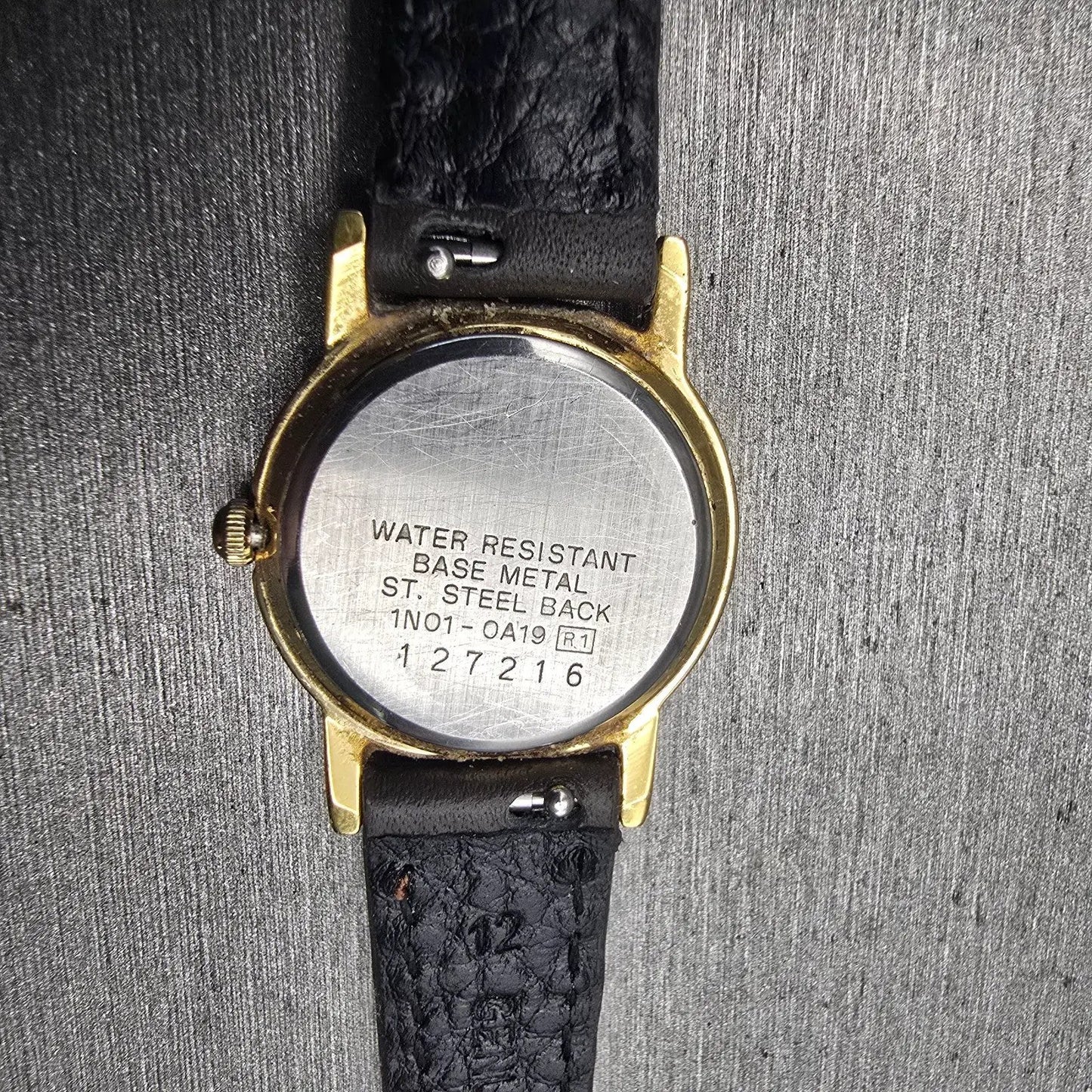 Seiko Watch Women 22mm Ivory Dial Gold Tone Round 1N01-0A19 New Battery Vintage10