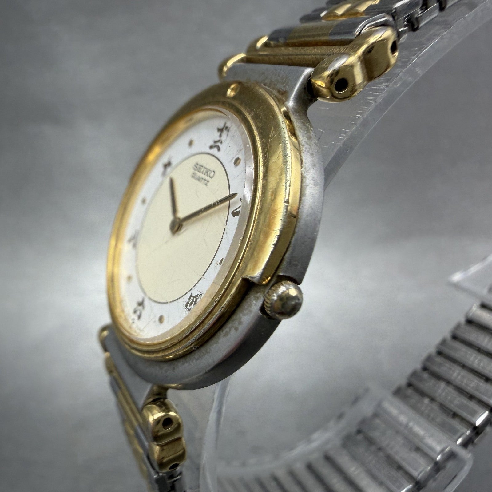 Seiko Watch Women 26mm White Dial two Tone Round 7320-0279 New Battery2