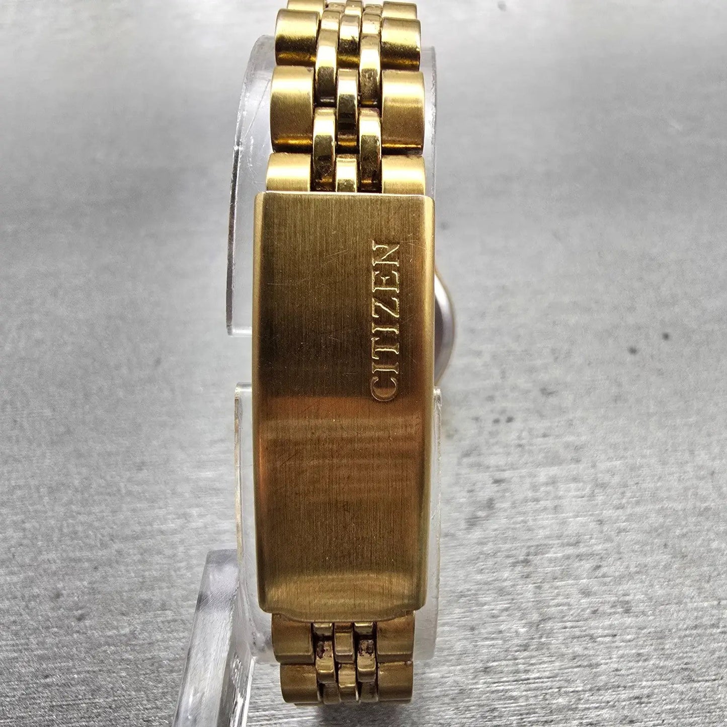 Citizen Watch Women 23mm Champagne Dial Gold Tone Daydate 6000-S38231 New Batt7
