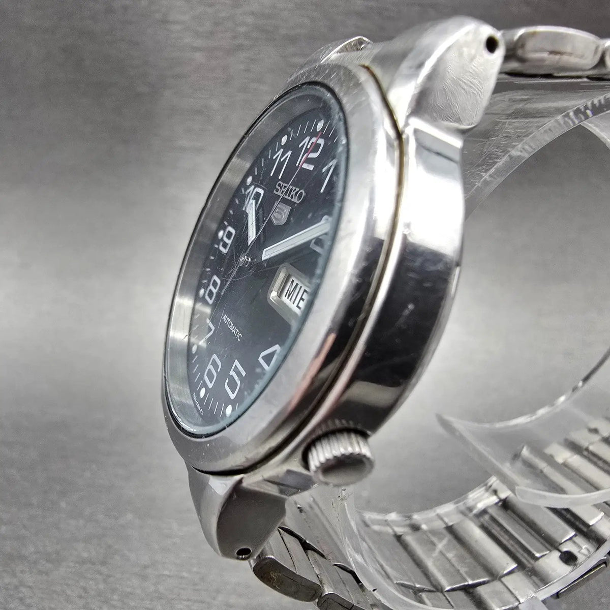 Seiko 5 Automatic Watch Men 36mm Black Dial Silver Daydate 7S26-01F0 Runs2