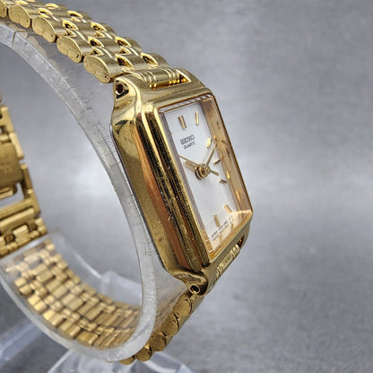 Seiko Tank Watch Women 18mm White Dial Gold Tone Rectangle V4015129 New Battery3