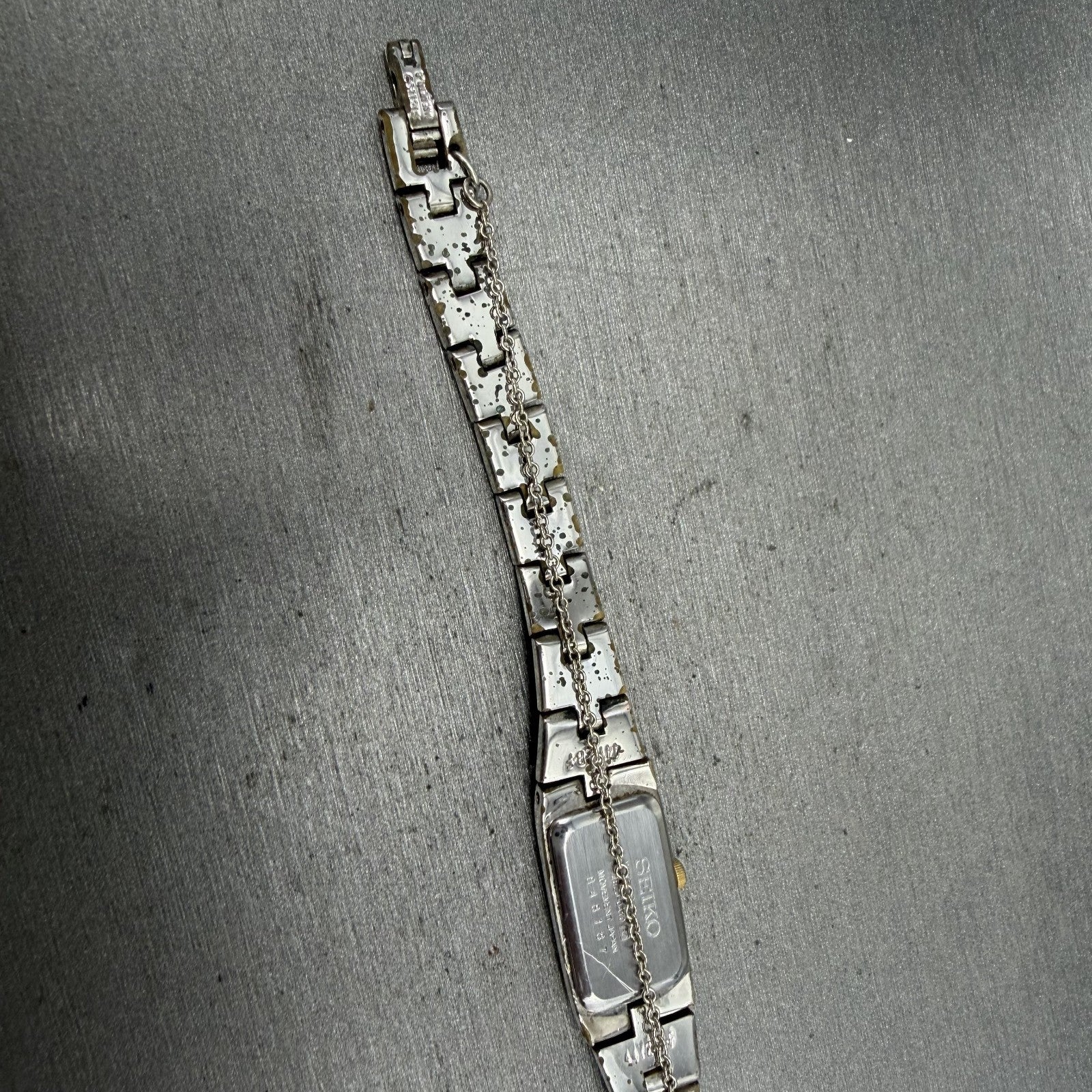 Seiko Tank Watch Women 13mm White Dial two Tone Rectangle 2E20-0AY0 New Battery10