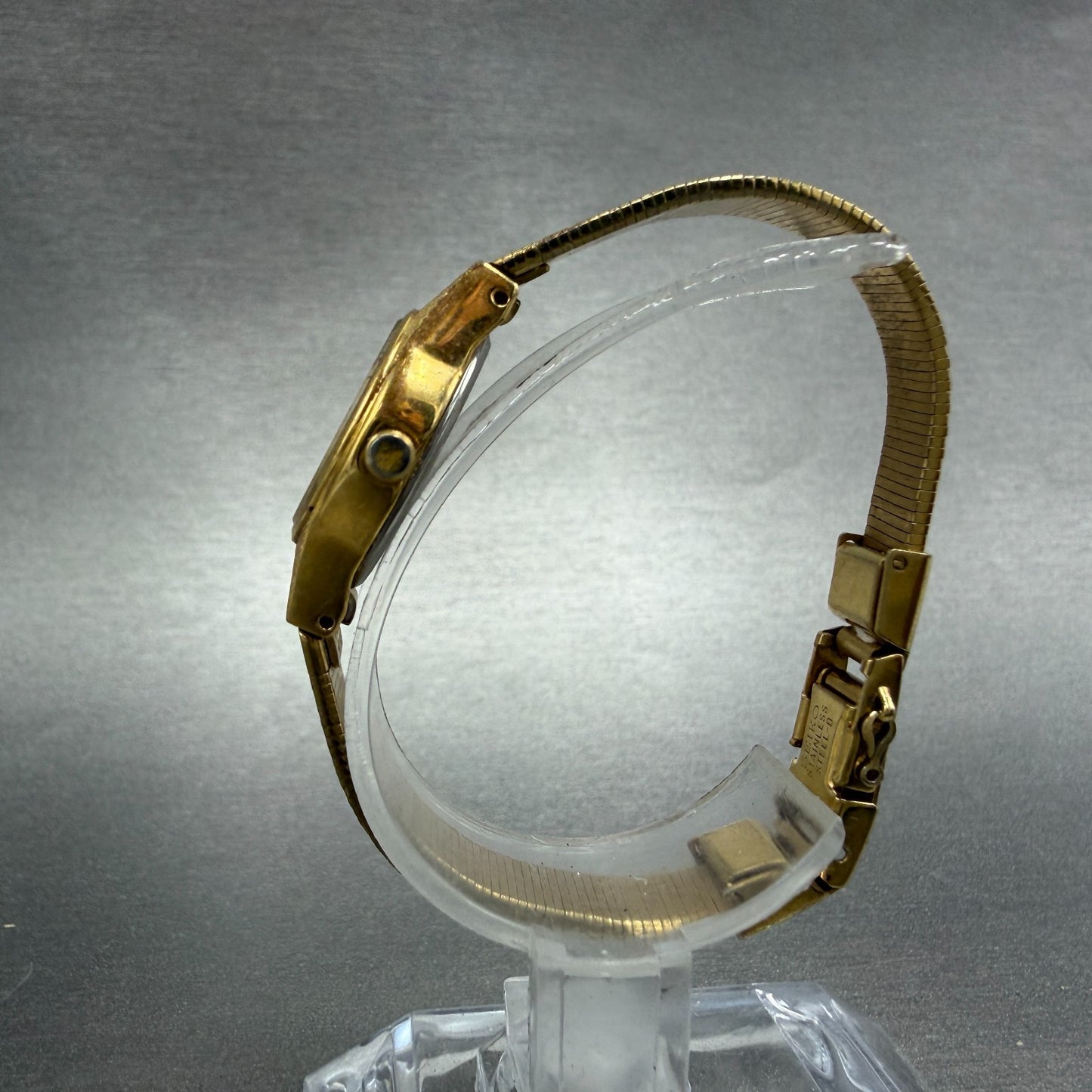 Seiko Watch Women 19mm White Dial Gold Tone Round V401-1810 New Battery Vintage6