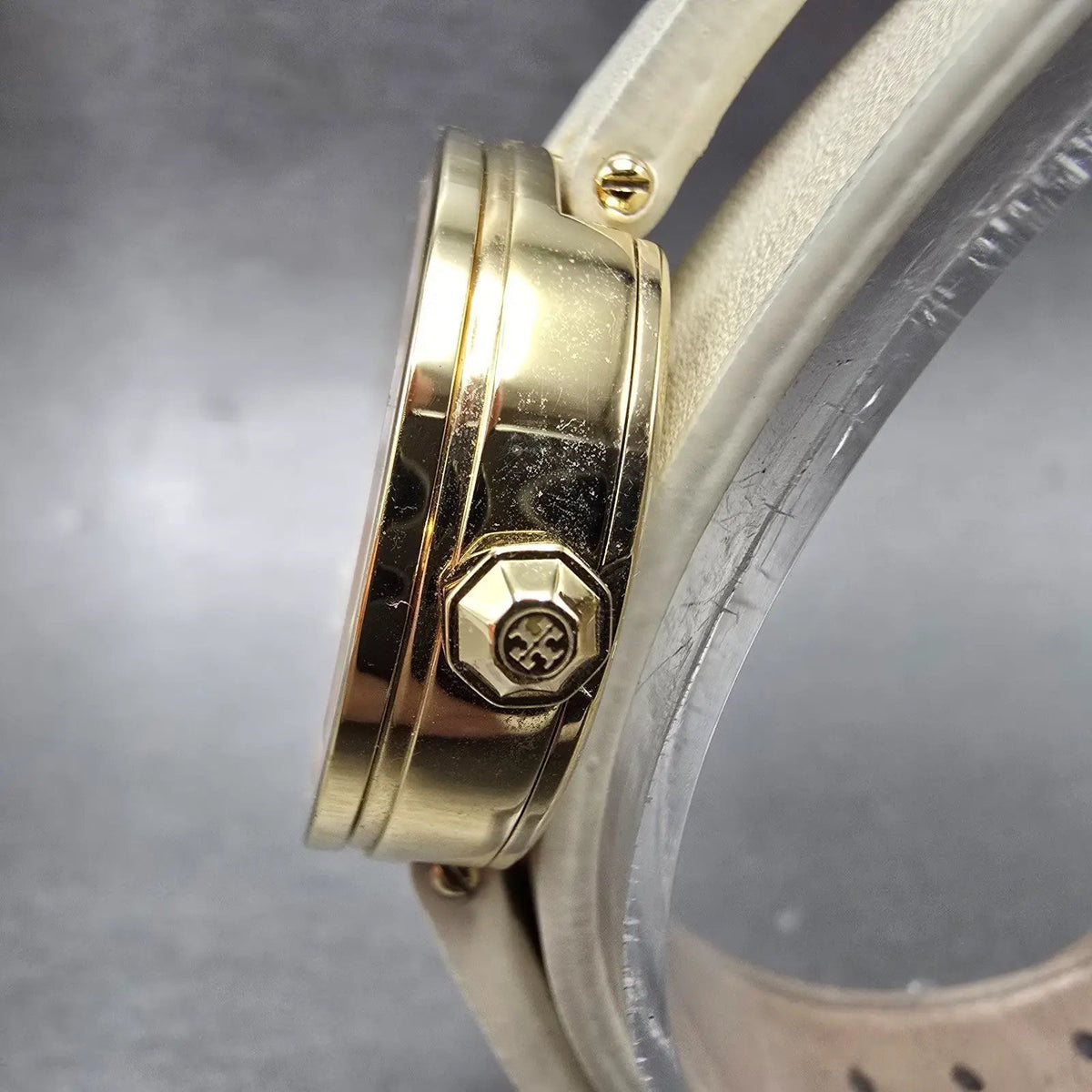 Tory Burch Reva Watch Women 28mm Cream Dial Gold Round TRB4007 New Battery4