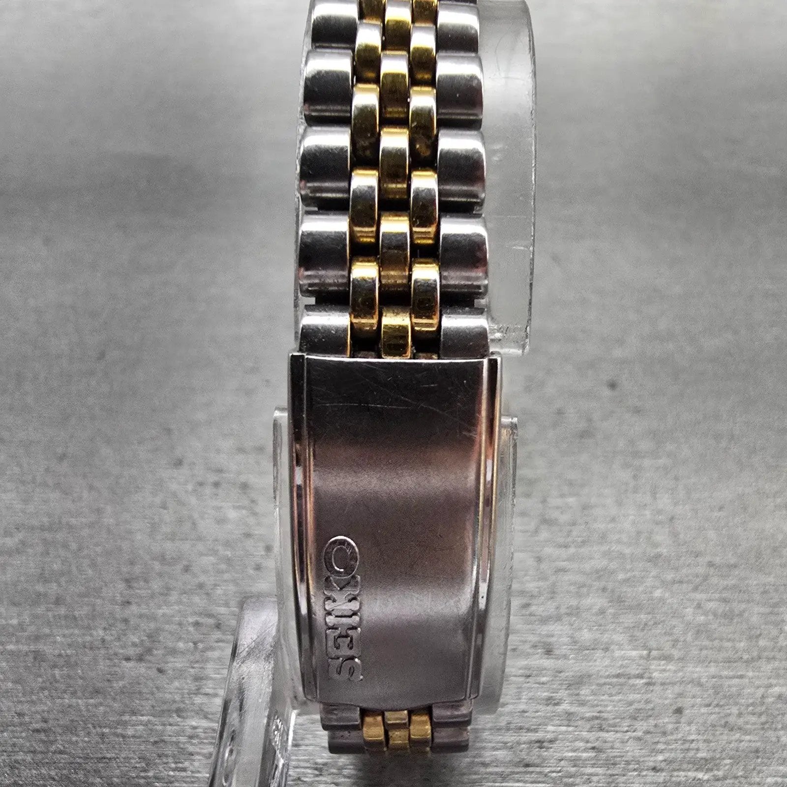 Seiko Watch Women 24mm Silver Dial Two Tone Daydate Round 7N83-0049 New Battery7