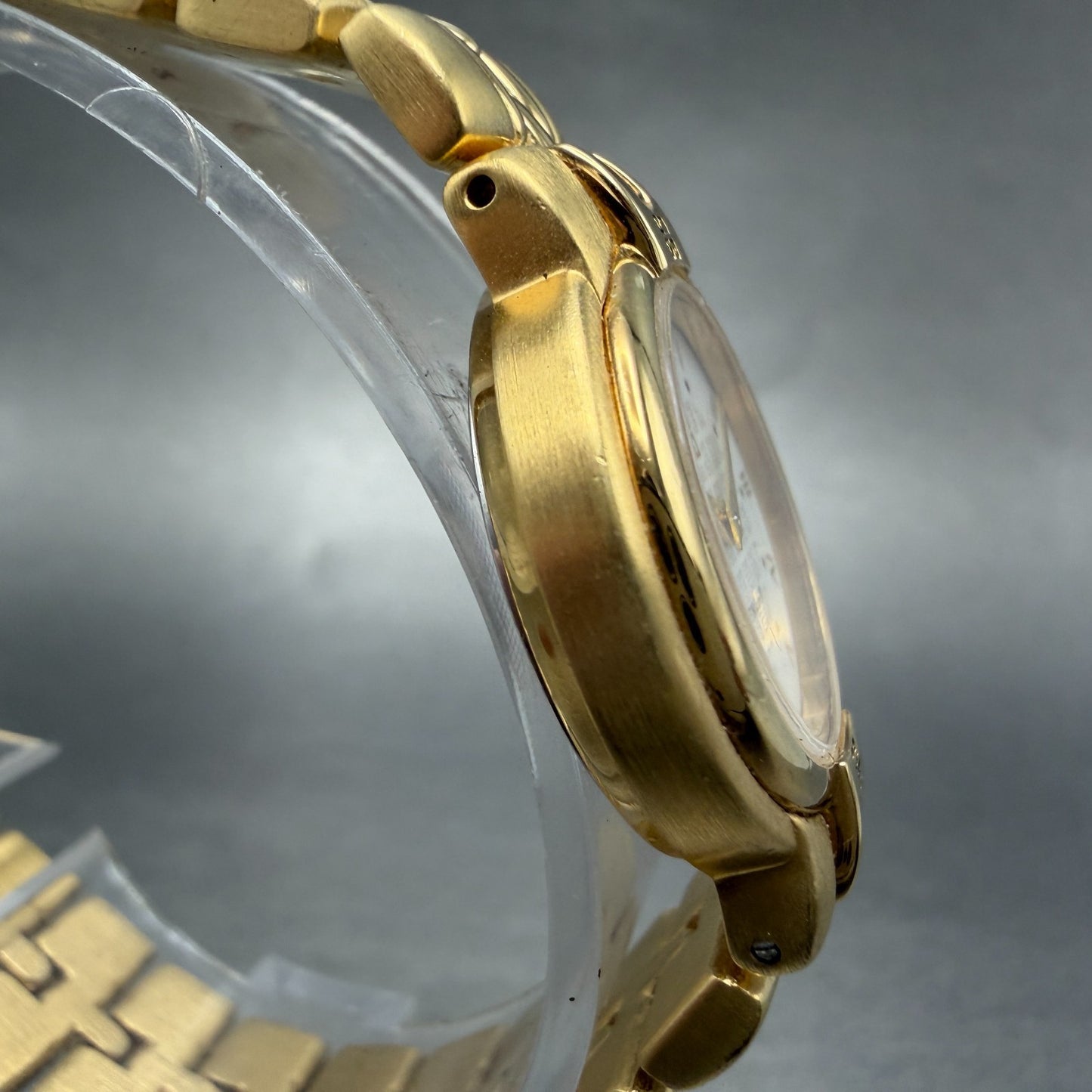 Givenchy Watch Women 25mm White Dial Gold Tone Round New Battery3