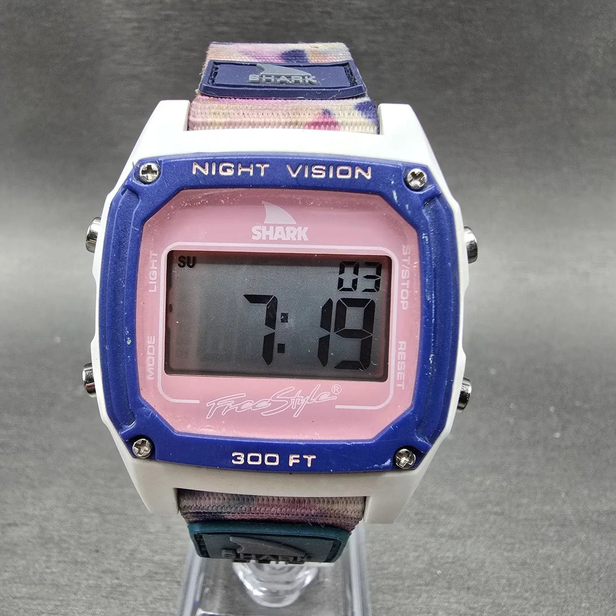 Freestyle Shark Watch Men 38mm Pink White Purple Alarm Chrono Daydate Works0