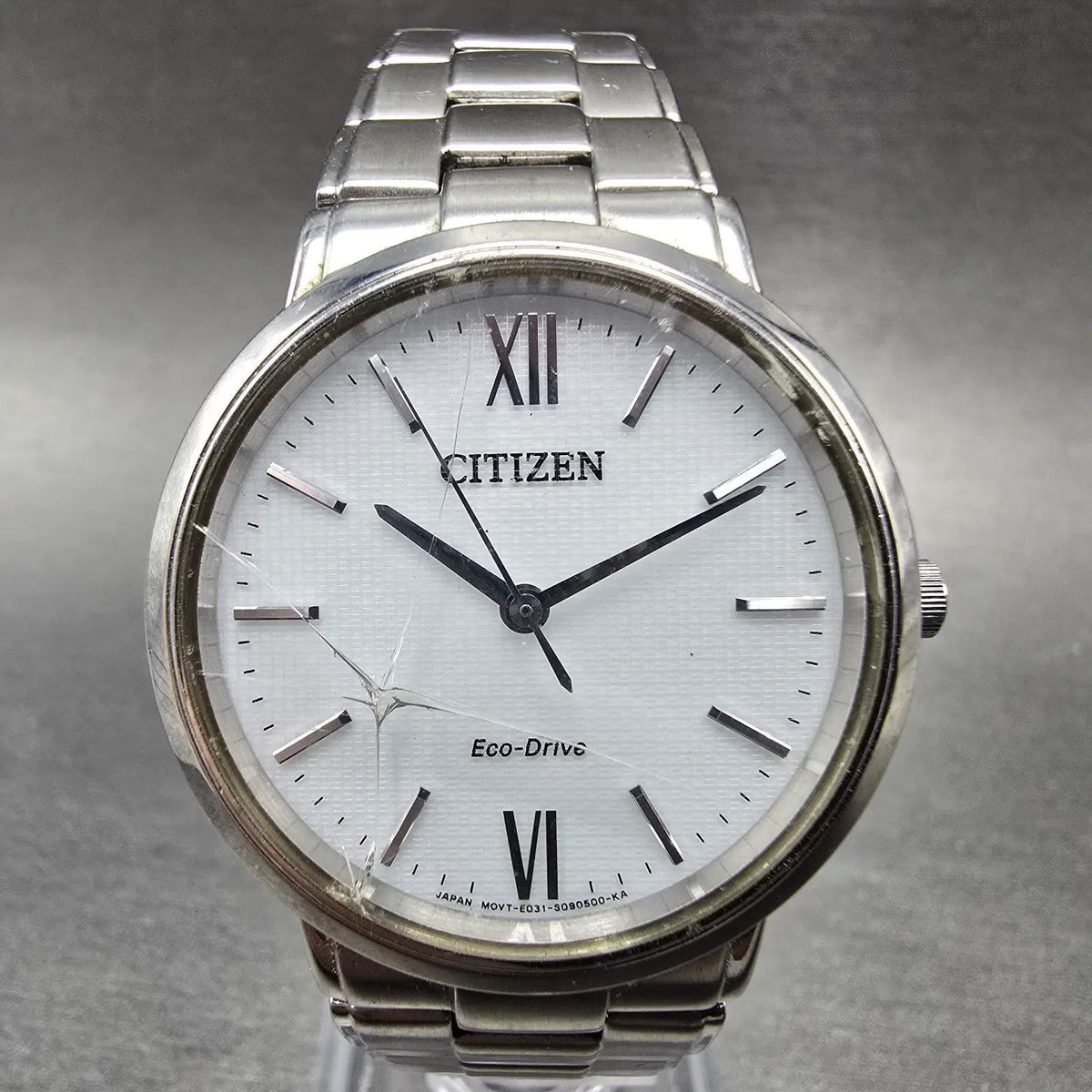 Citizen Eco-Drive Watch Men 35mm White Dial Silver E031-S060168 Round Runs JDM0