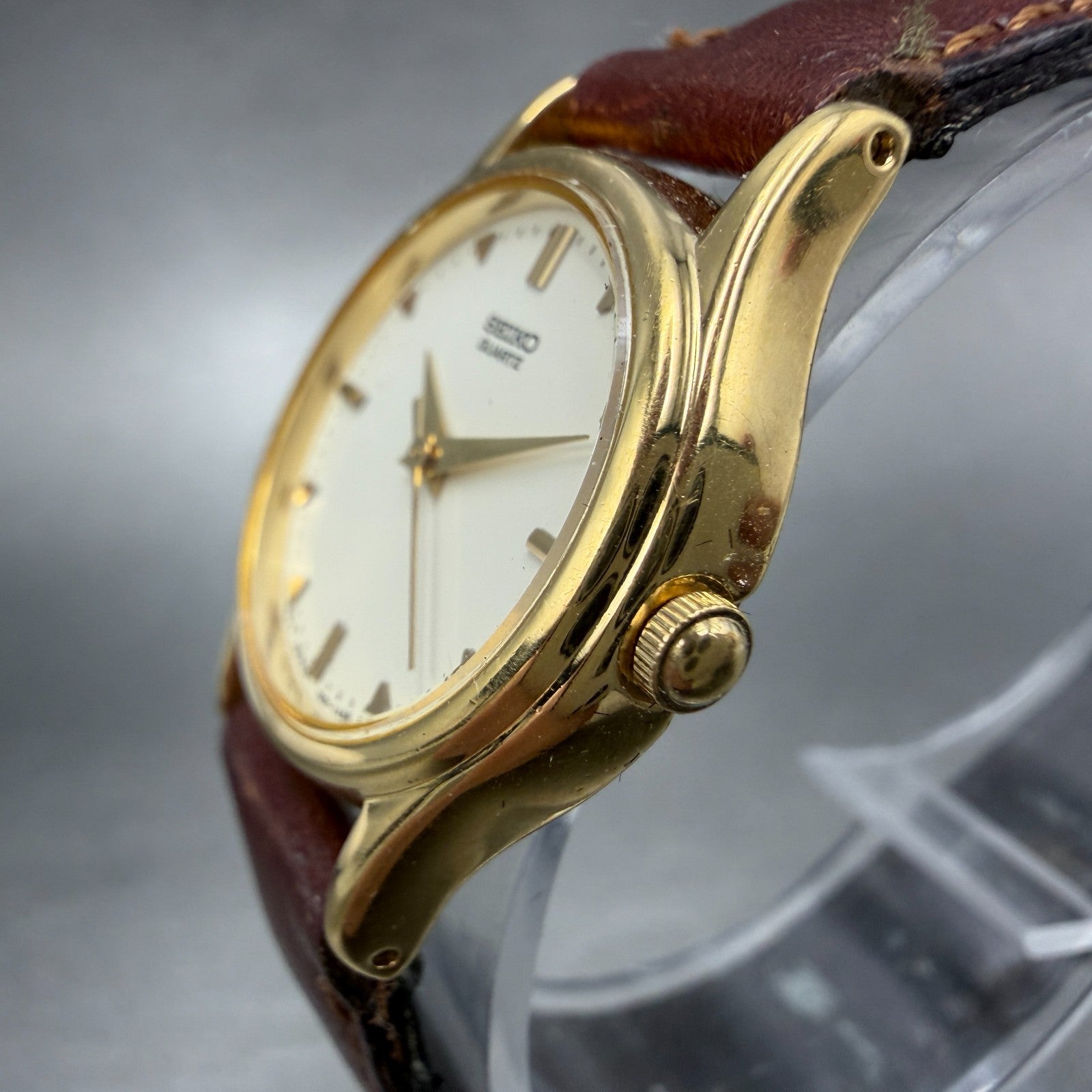 Seiko Watch Women 23mm White Dial Gold Tone Round 1N01-0F50 New Battery Vintage2