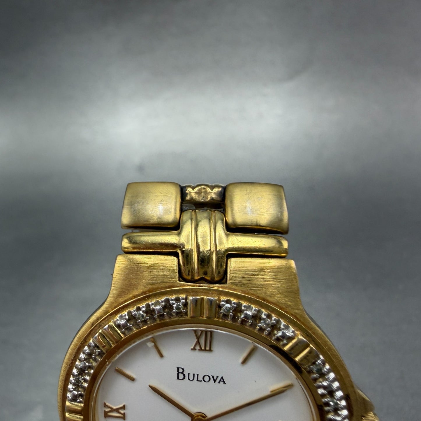 Bulova Watch Men 34mm White Dial Gold Tone Diamond Bezel Round 98E05 New Battery4