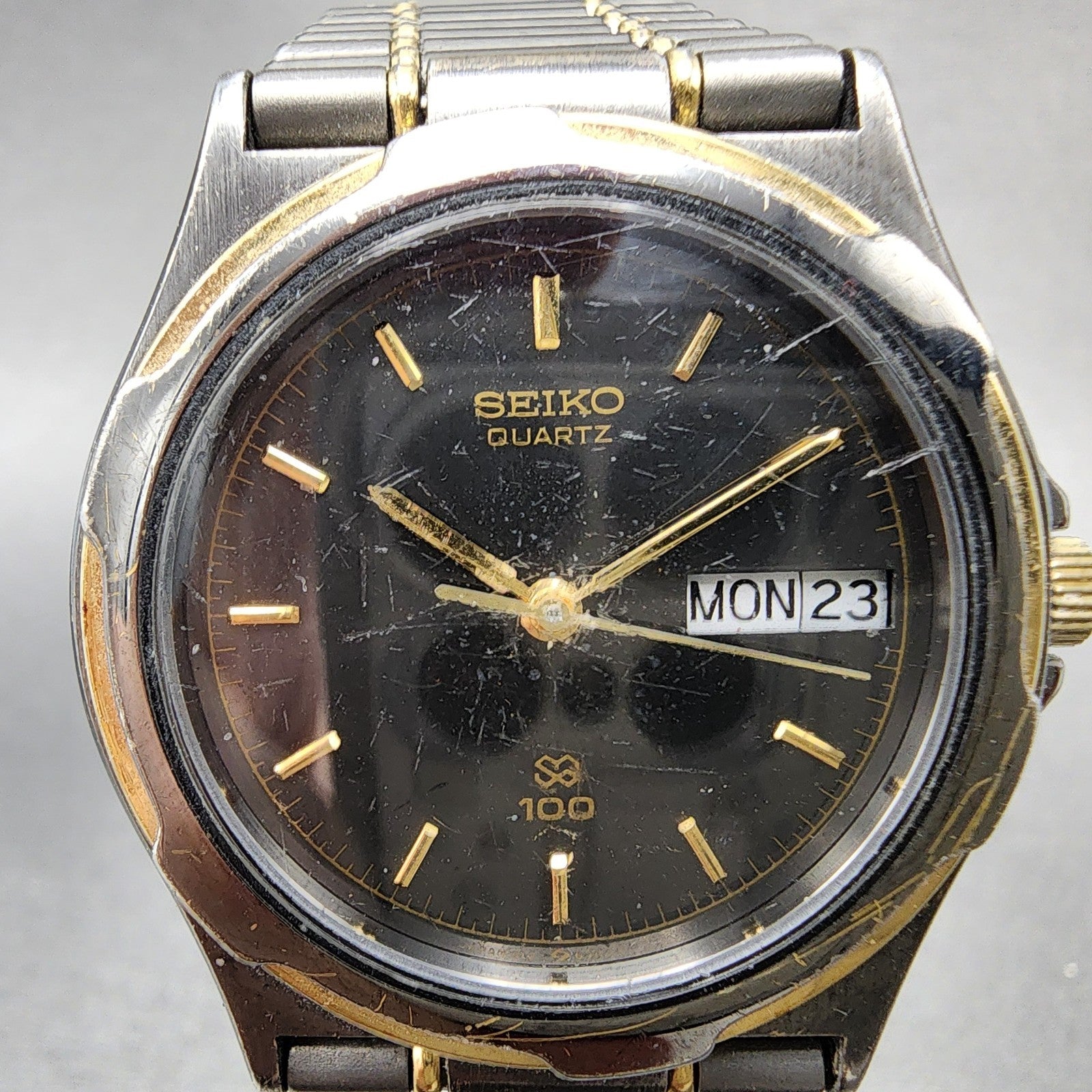 Seiko SQ 100 Watch Men 36mm Black Dial Two Tone Daydate Round 81236349 New Batt1