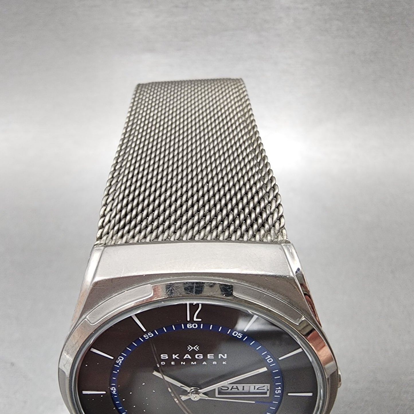 Skagen Melbye Watch Men 40mm Gray Dial Titanium Daydate Round New Batt READ!!!!4