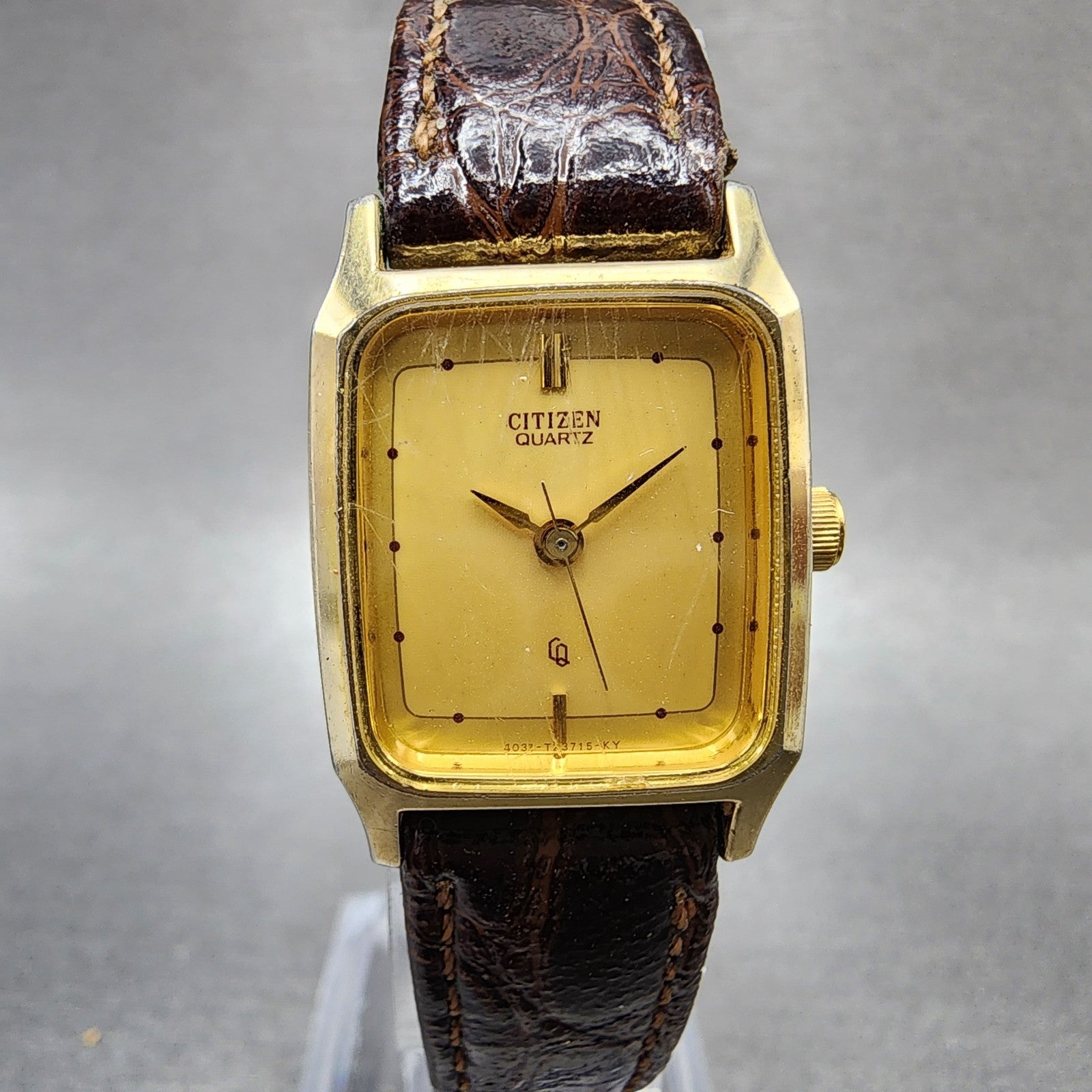 Citizen CQ Tank Watch Women 19mm Gold Dial Gold Tone Rectangle New Battery0