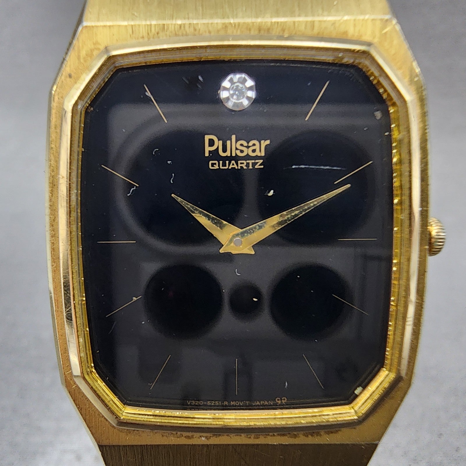 Pulsar Tank Watch Men 28mm Black Dial Gold Tone Rectangle V3205160 New battery1