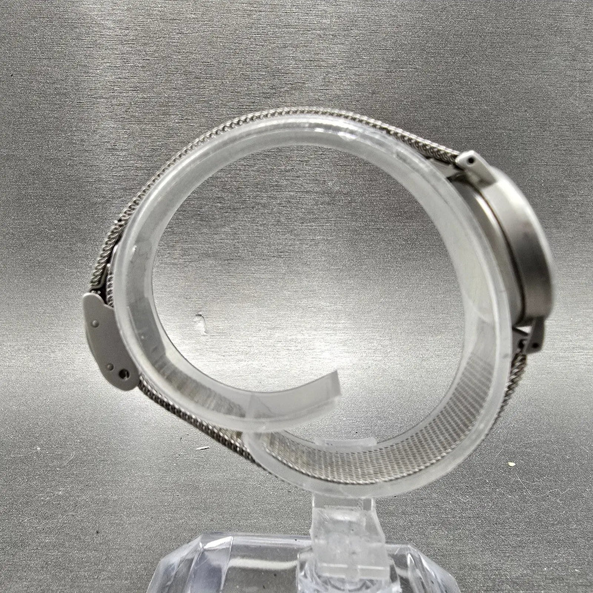 Calvin Klein Watch Women 28mm Silver Dial Steel Round K1313 Mesh Band New Batt8