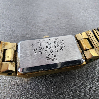 Seiko Tank Watch Women 12mm Champagne Dial Gold Tone 2e205029 New Battery9