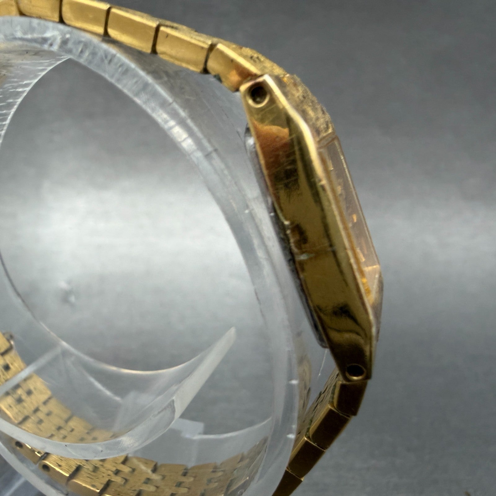 Seiko Tank Watch Women 12mm Champagne Dial Gold Tone 2E20-5559 New Battery VTG 24