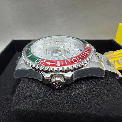 Invicta Pro Diver Watch Men 43mm Silver Dial Steel Date Round Red Green 447145